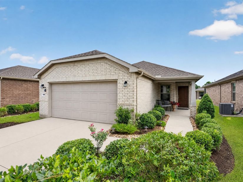 418 Thistle Thorn Drive, The Woodlands TX 77382
