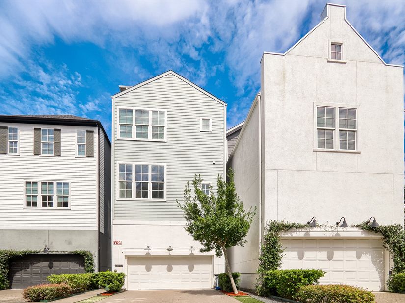 4024 Woodshire Village Estate, Houston TX 77025