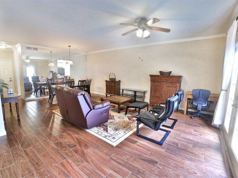 486 S Wilcrest Drive 486, Houston TX 77042