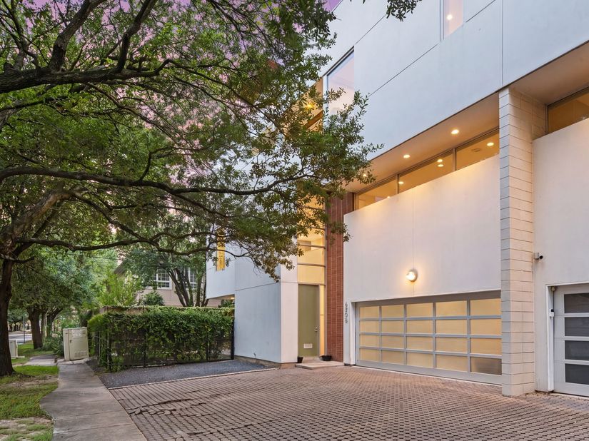 4908 S Shepherd, Houston TX 77098
