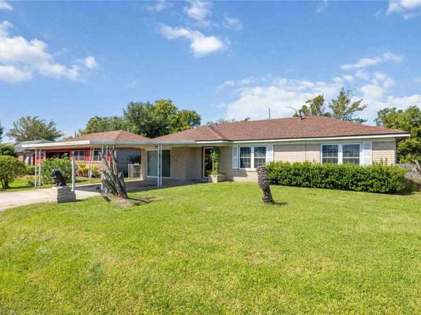 7337 Howton Street, Houston TX 77028