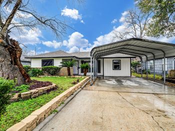 8618 Flossie Mae Street