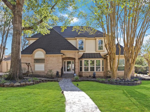 2318 Pleasant Creek Drive, Houston TX 77345