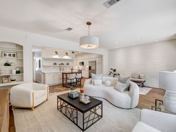 3815 Wakeforest Street, Houston TX 77098