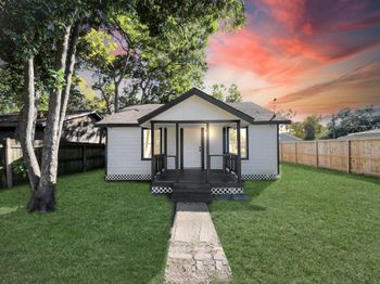 3206 Melbourne Street