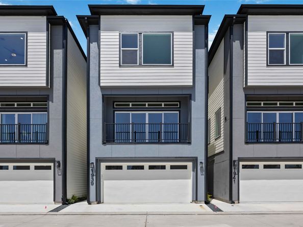 1941 Knoll Square Drive, Houston TX 77080