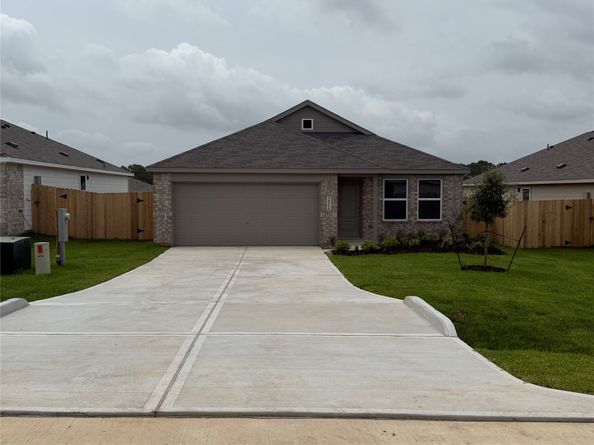 16106 Hatton Drive, Conroe TX 77303